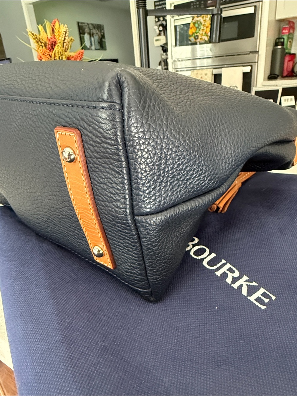 Dooney & Bourke Patterson Leather Paige Hobo Sac - Picture 4 of 8